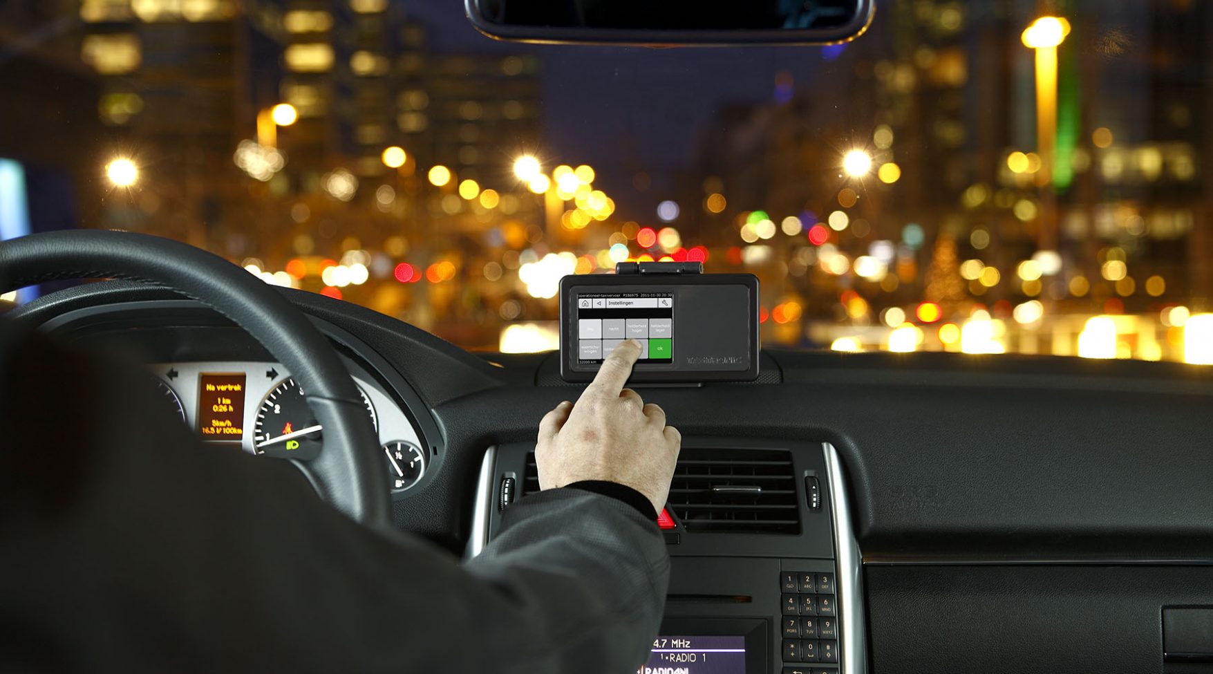 Fotografie op locatie van de TAXITRONIC Boordcomputer voor taxi's