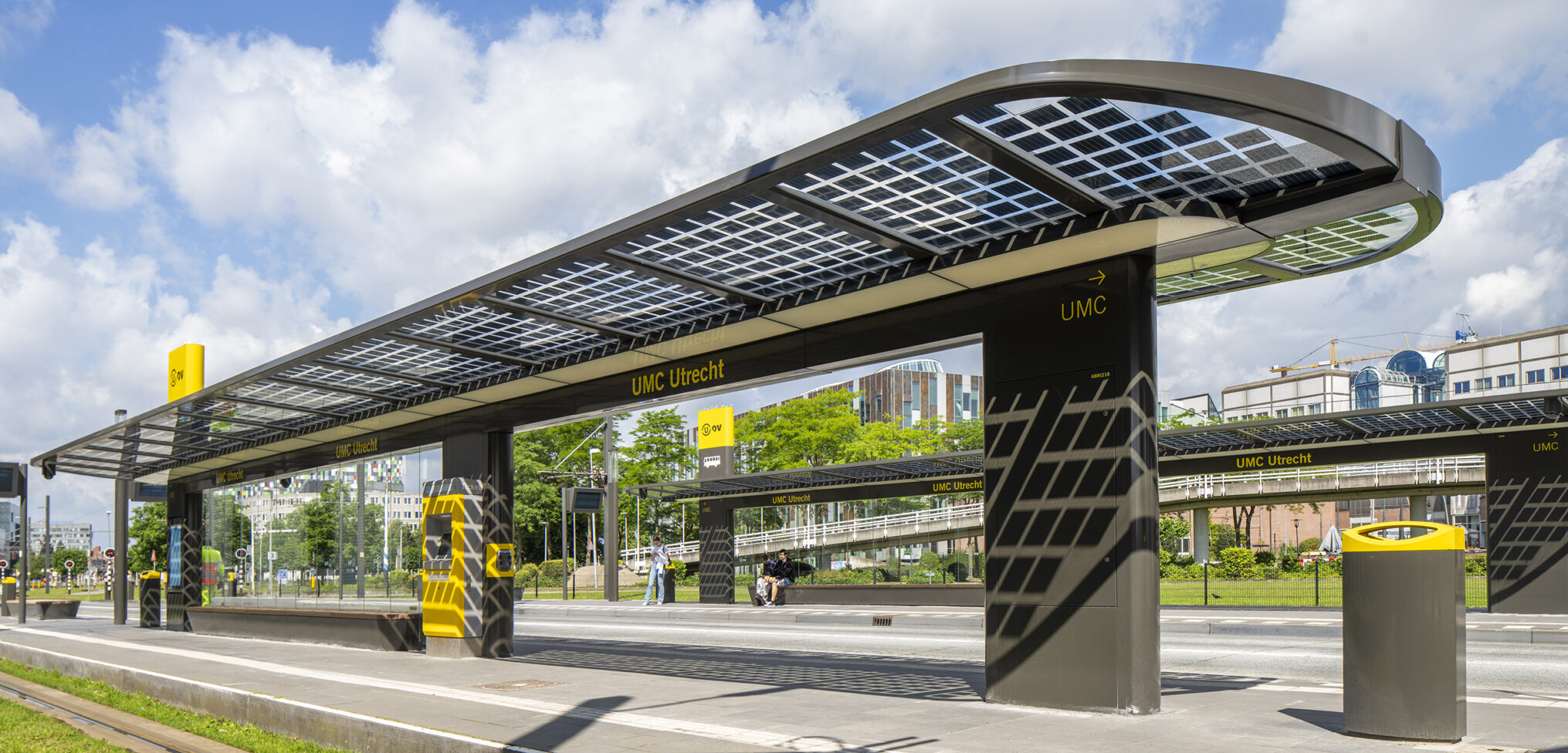 Lokatie fotografie van tramhalte en bushalte op de USP-lijn in Utrecht UMC